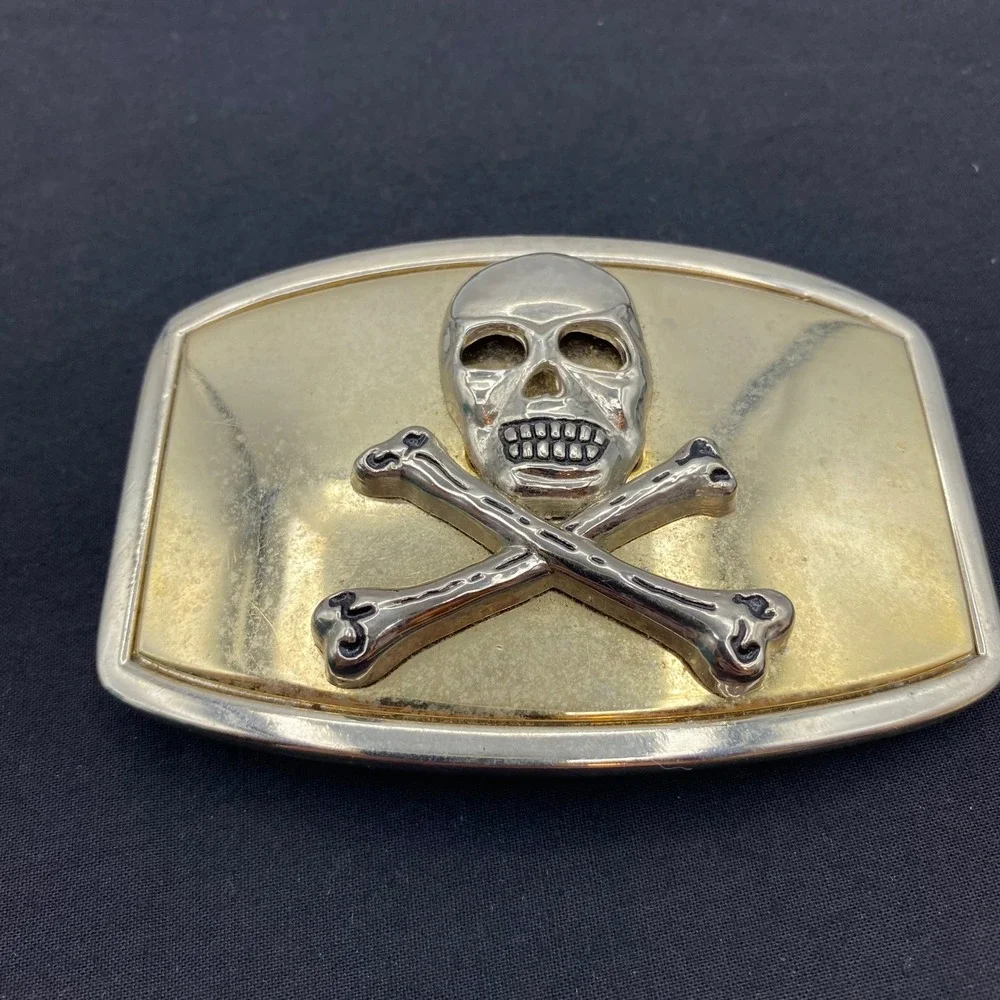 Skull Crossbones Belt Buckle Gold Silver Two-Tone Metal Biker Rock Edge Punk Y2K